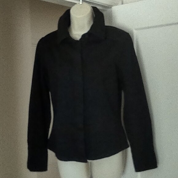 NWT ZARA SLIM DENIM SHIRT ZW COLLECTION - MEDIUM.  Never Worn - Picture 2 of 13